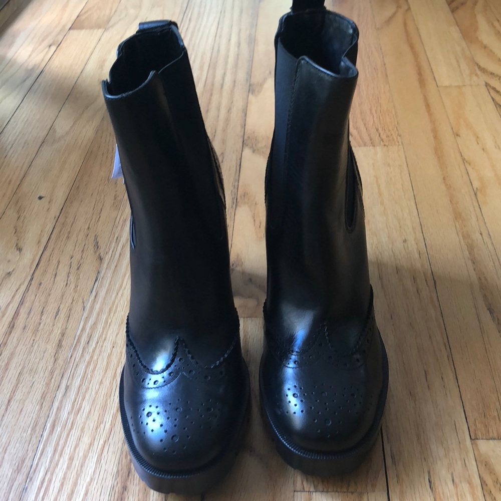 Zara NWT platform boots